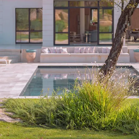 Blue Pearl 10 Pers Piscine Chauffée 10 Minutes à Pieds Villa