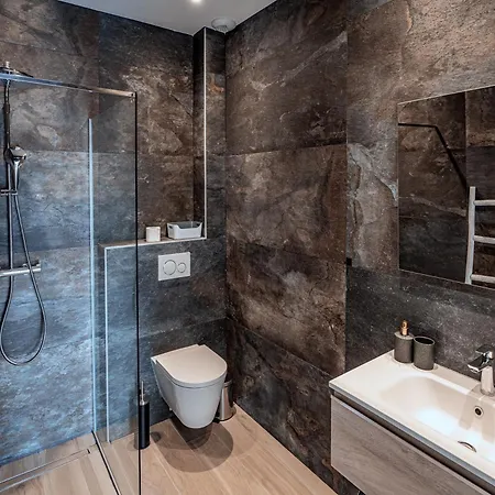 Blue Pearl 10 Pers Piscine Chauffée 10 Minutes à Pieds *