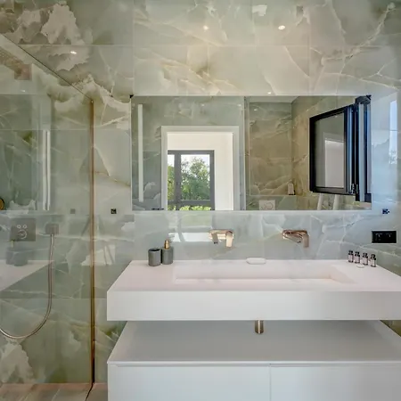 Blue Pearl 10 Pers Piscine Chauffee 10 Minutes A Pieds