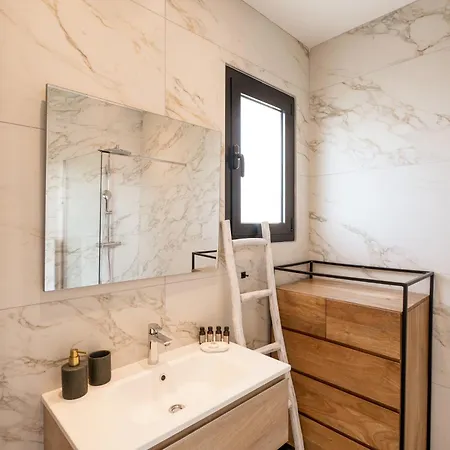 Blue Pearl 10 Pers Piscine Chauffée 10 Minutes à Pieds Villa *