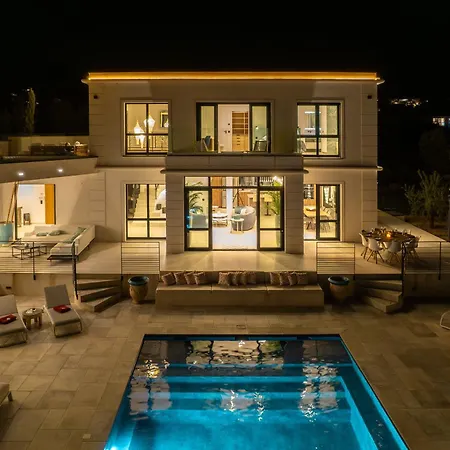 Blue Pearl 10 Pers Piscine Chauffee 10 Minutes A Pieds *