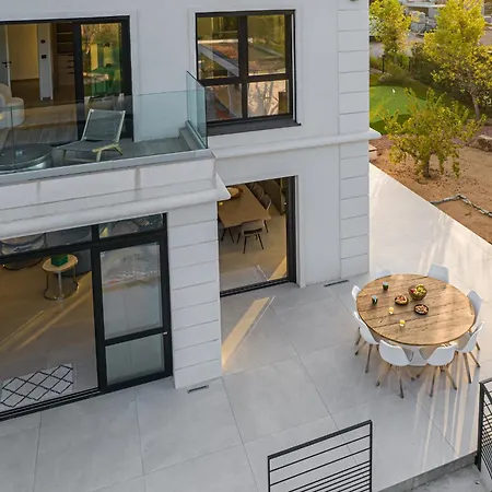 Blue Pearl 10 Pers Piscine Chauffee 10 Minutes A Pieds Sainte-Lucie de Porto-Vecchio