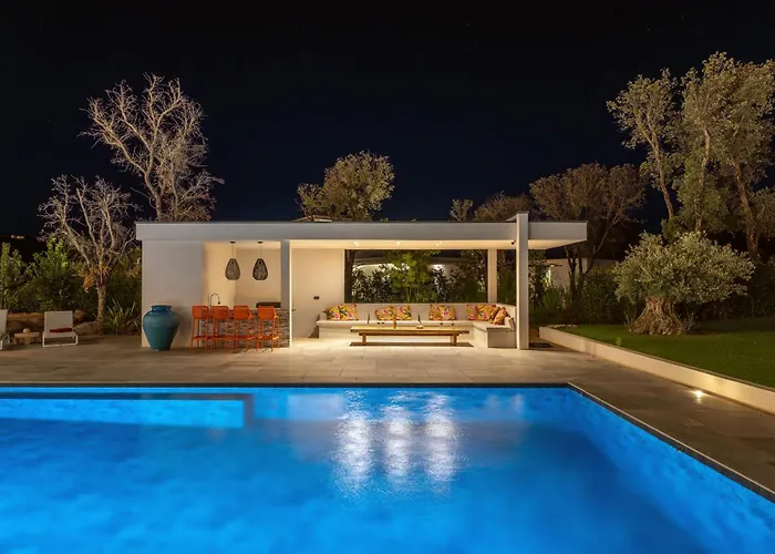 Vila Blue Pearl 10 Pers Piscine Chauffee 10 Minutes A Pieds