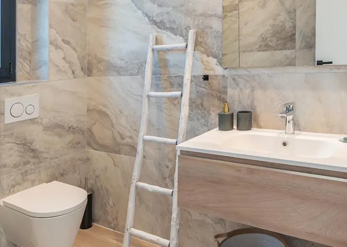 Vila Blue Pearl 10 Pers Piscine Chauffee 10 Minutes A Pieds