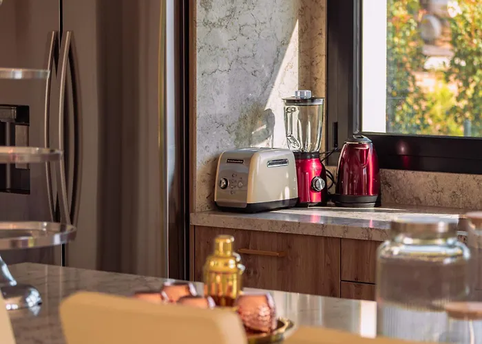 Blue Pearl 10 Pers Piscine Chauffee 10 Minutes A Pieds *