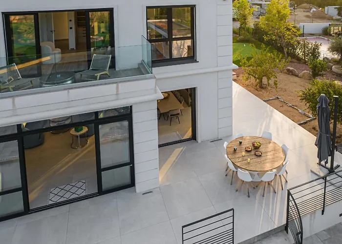 Blue Pearl 10 Pers Piscine Chauffee 10 Minutes A Pieds Sainte-Lucie de Porto-Vecchio